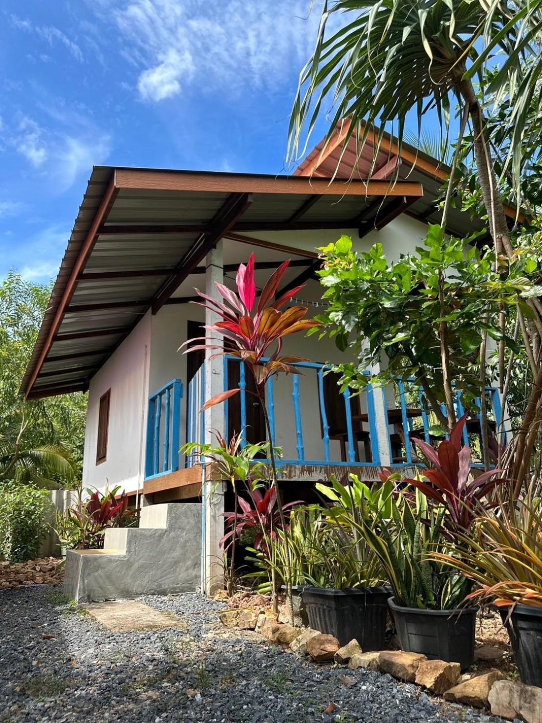 Blue Sky Bungalow Koh Jum Zewnętrze zdjęcie